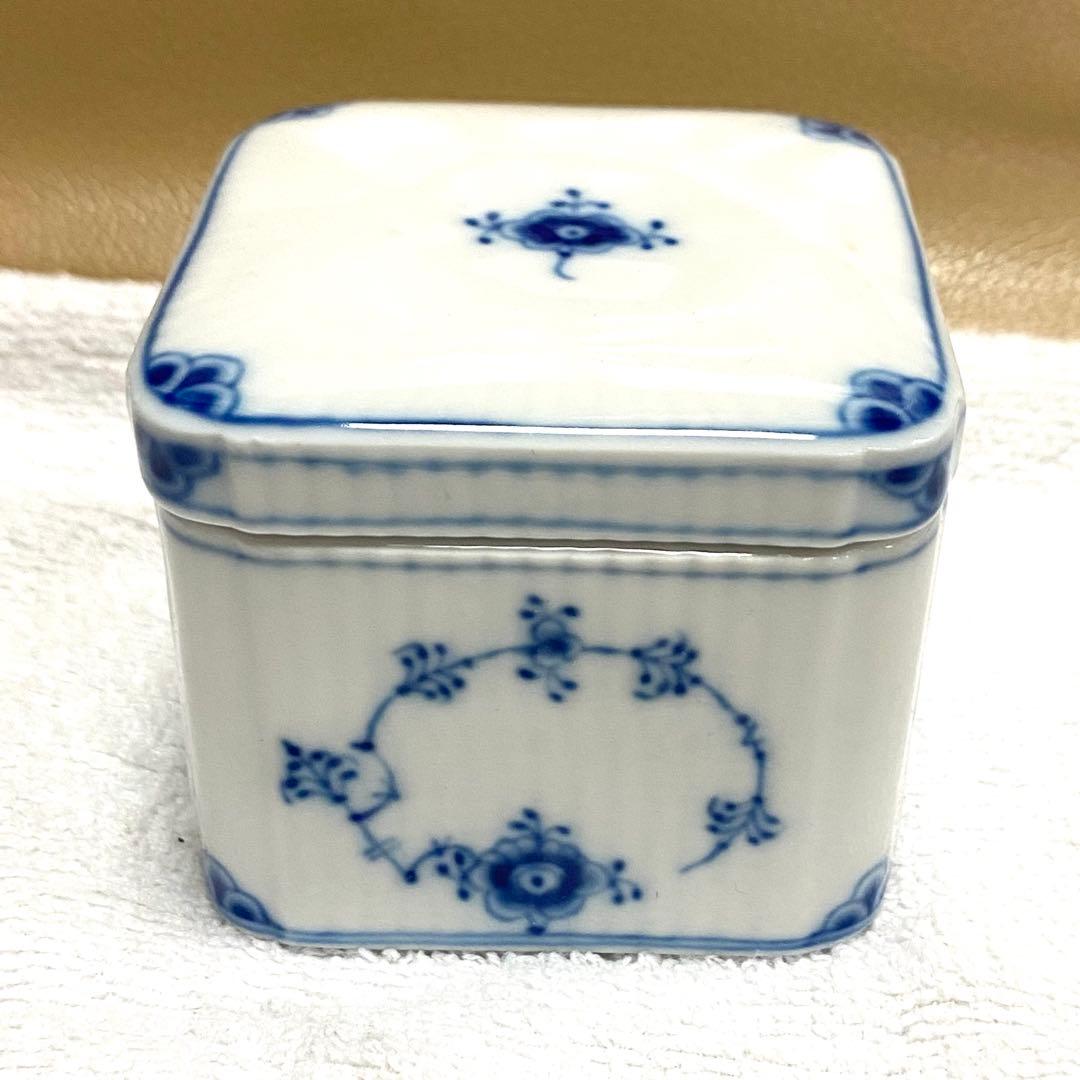 美品☆ロイヤルコペンハーゲン☆ボンボニエール☆ブルーフルーテッド