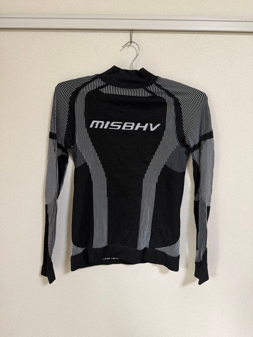 MISBHV コンプレッション トップ　袋とタグ付き