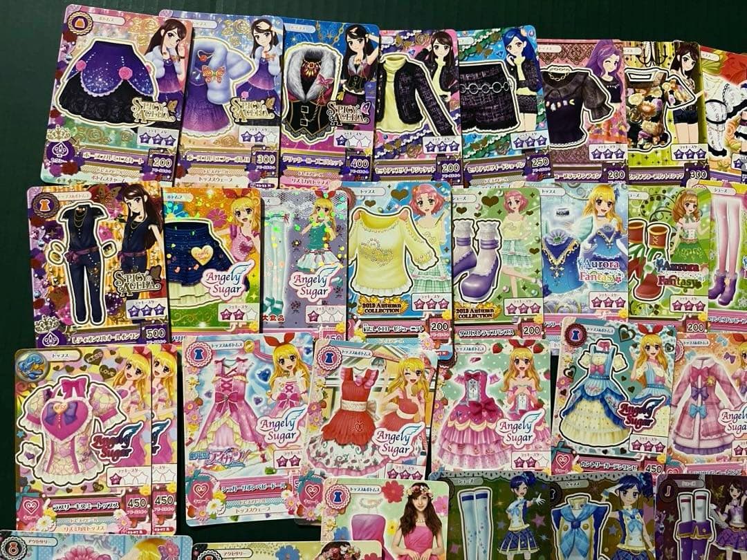 d*2様 アイカツカード 缶バッジ まとめ売り