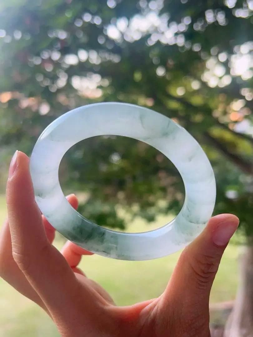 翡翠色 天山翠 金糸玉　天然石　バングル内径56.7 満圏