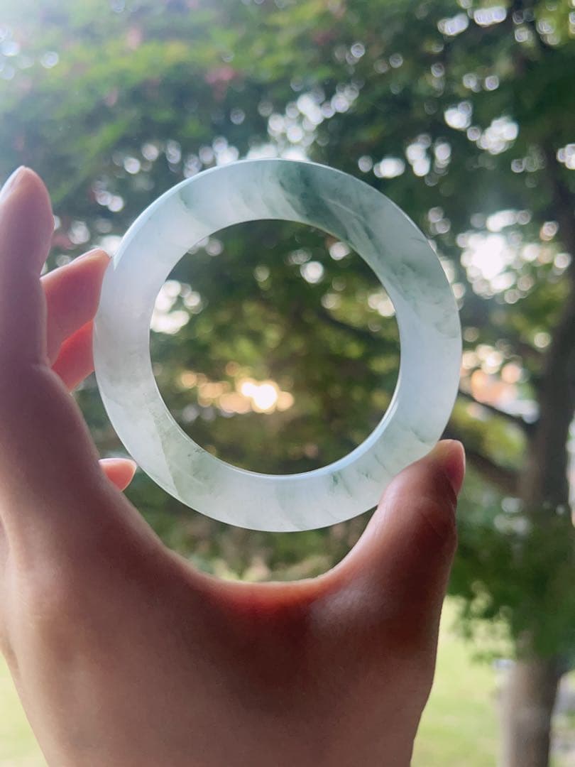 翡翠色 天山翠 金糸玉　天然石　バングル内径56.7 満圏