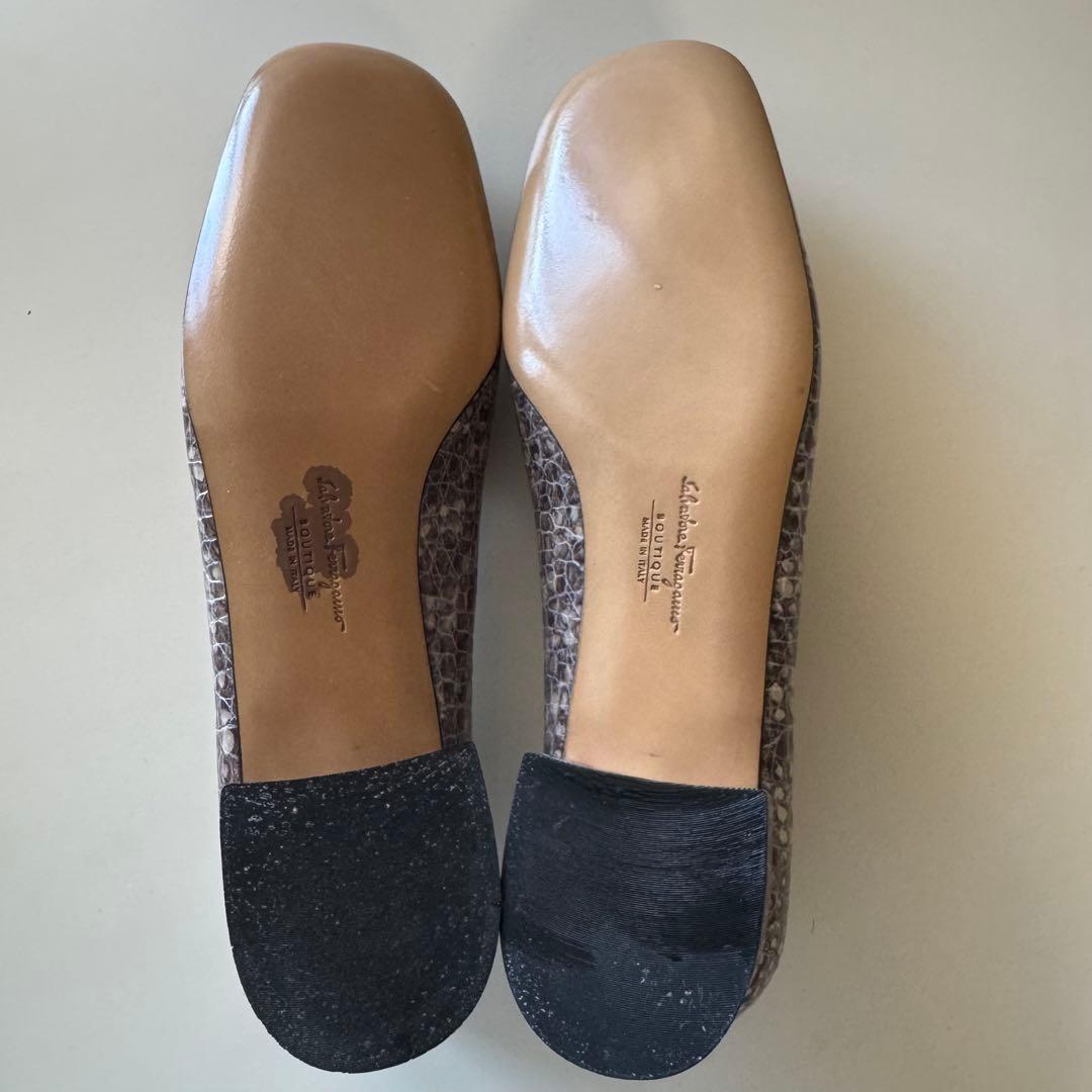 サルヴァトーレフェラガモ レディースシューズ size 5 22.5cm