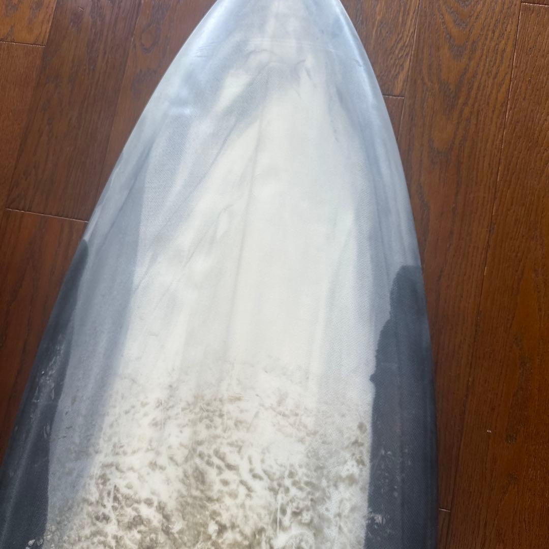 ハンドシェイプ　シングルスタビー　5’10 センターフィン付