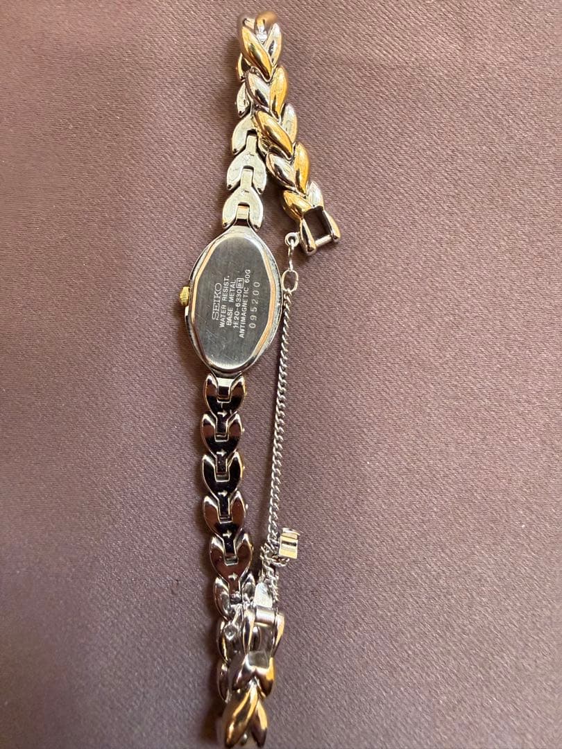 美品　SEIKO セイコー QZ 1E20-6330 レディース　腕時計