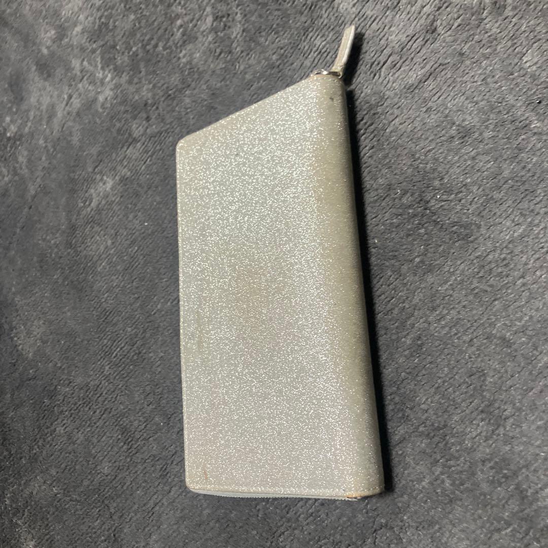 バレンシアガ　長財布　グリッター　キラキラ　銀色　シルバー