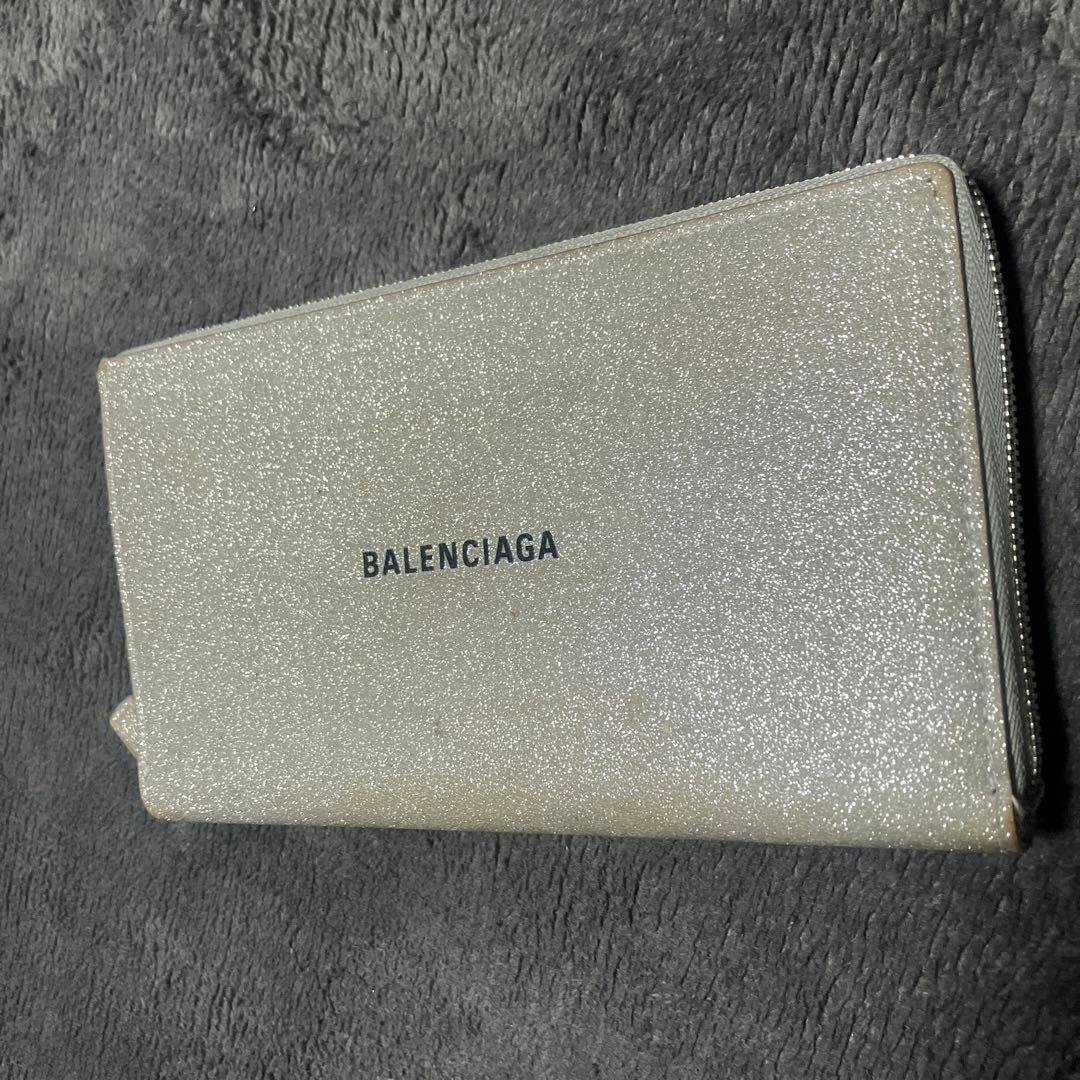 バレンシアガ　長財布　グリッター　キラキラ　銀色　シルバー