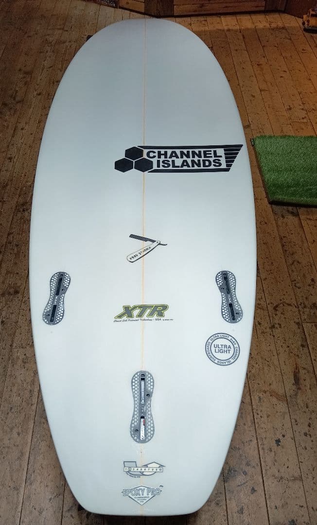 アルメリック　フレッドスタブル　サーフボード　ショートボード　fcs2フィン