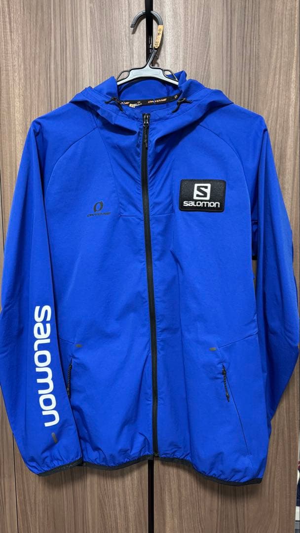 オンヨネ　Salomonワッペン、 プリント入り　ウィンブレ　Lサイズ