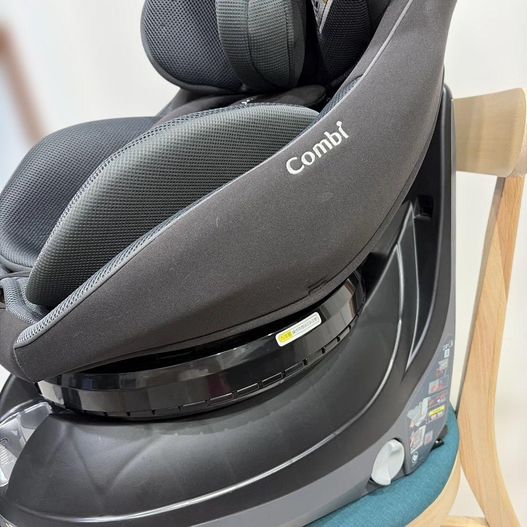 combi クルムーヴ コンパクト R129 美品