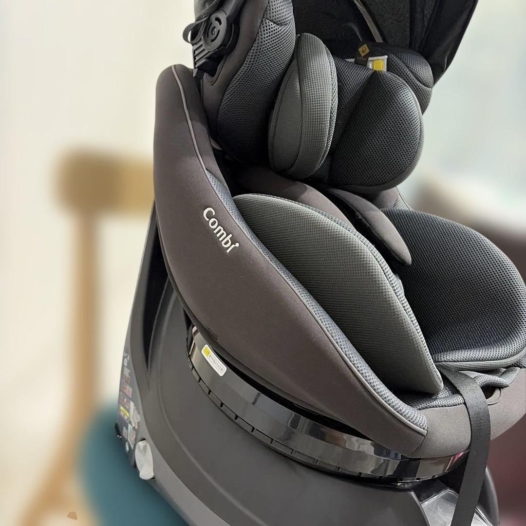 combi クルムーヴ コンパクト R129 美品