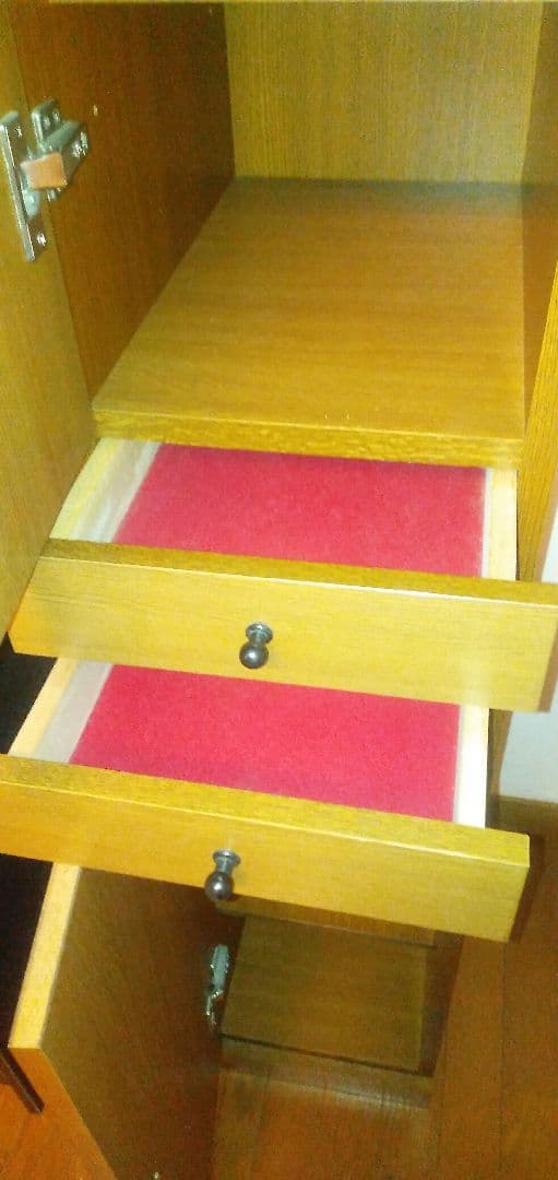 木目調収納キャビネット