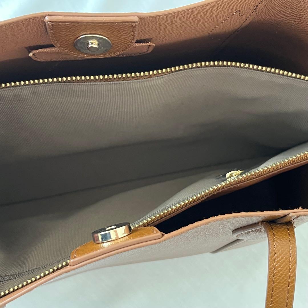 FURLA ブラウン レザートートバッグ