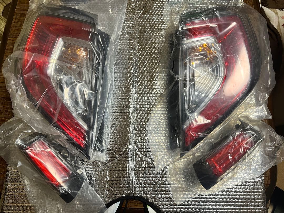 FK7シビックハッチバック　純正テール