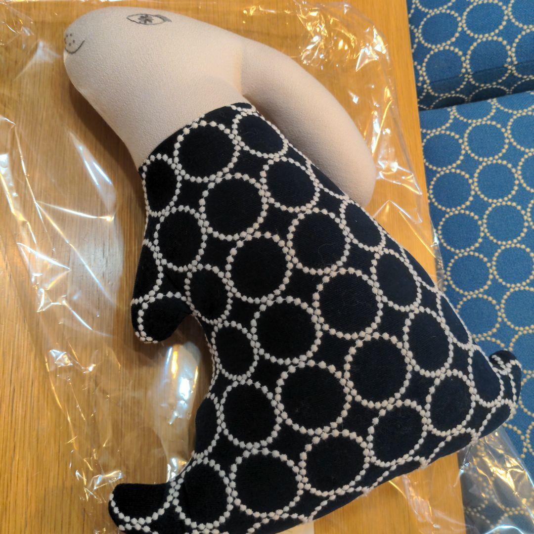 （新品）ミナペルホネン　うさぎクッション タンバリン タグ付き 大きい