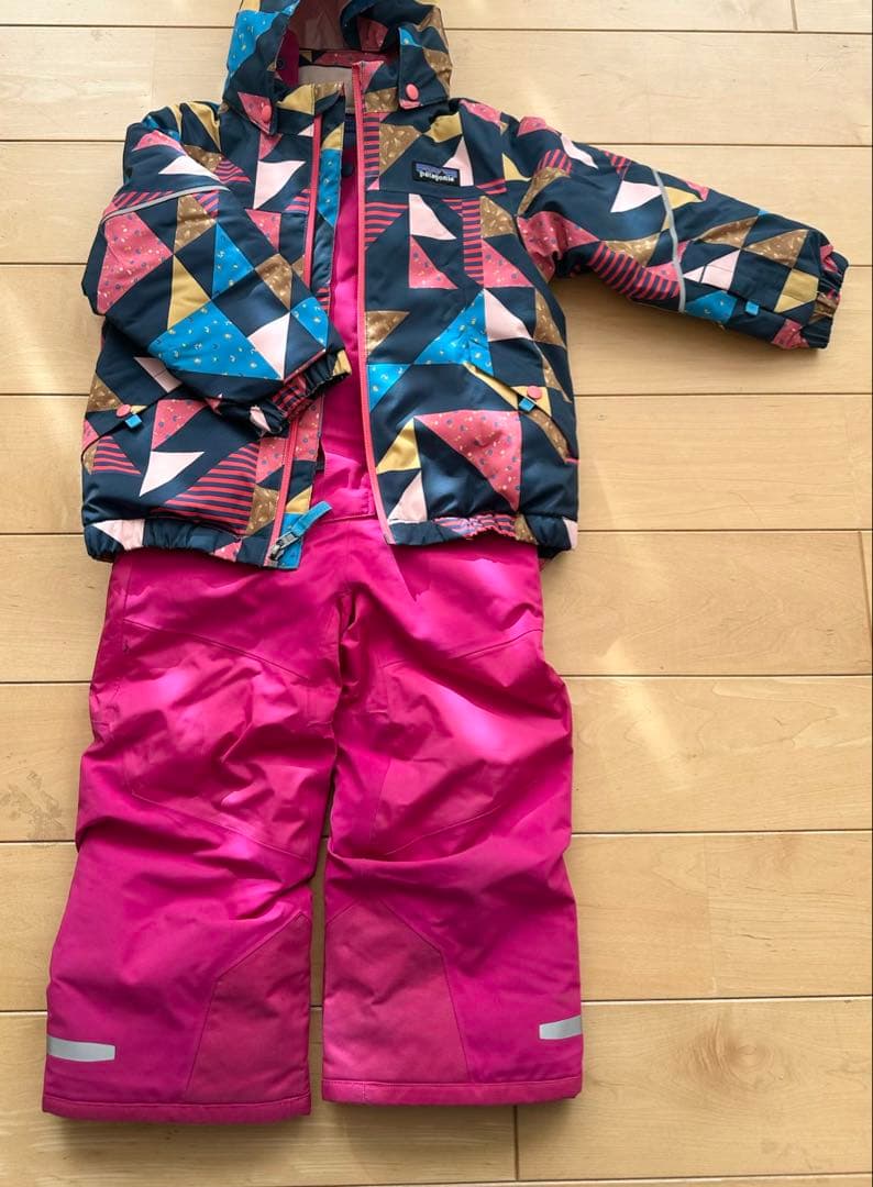 パタゴニア　子ども用スキーウェア