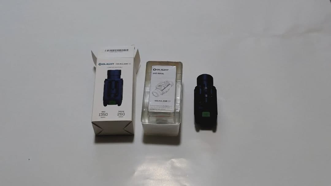 モデルガン２丁及びレ−ザ−サイト