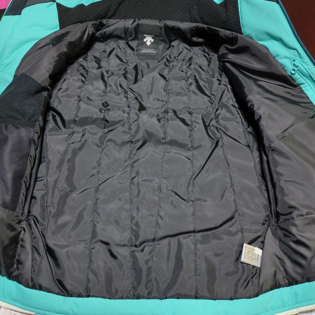 期間限定値下げ 新品未使用 デサント スキーウェア SS　ターコイズホワイト