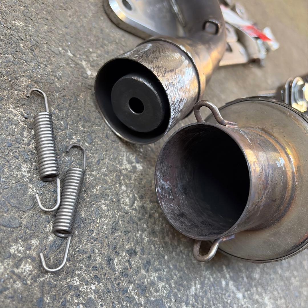 シグナスx se44j.1〜3型、リアライズライズマフラー稼働品、排気漏れ無し。