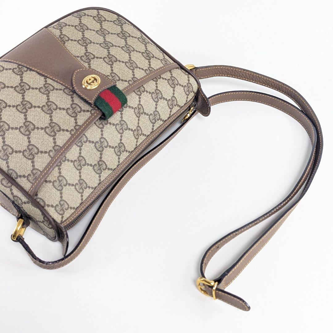 グッチ　ショルダーバッグ　GGスプリーム　シェリーライン　インターロッキング