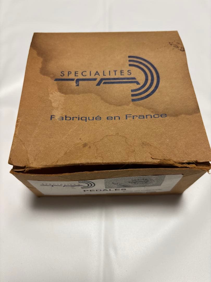 SPECIALITES フラットペダル