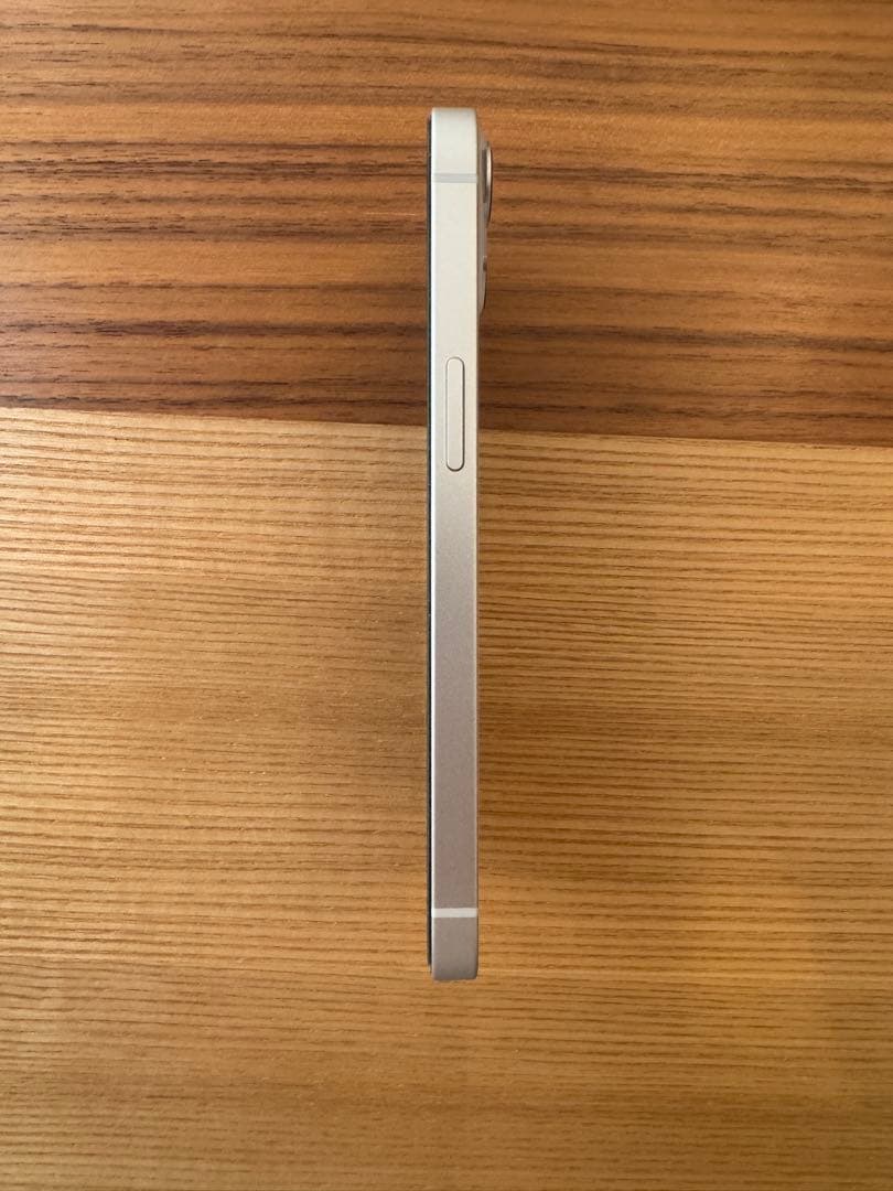 【たー】Apple iPhone 13 128GB ホワイト 本体