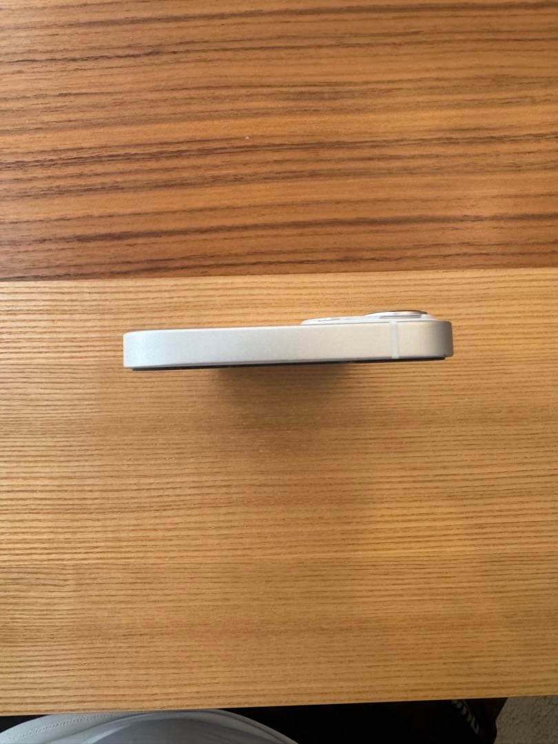 【たー】Apple iPhone 13 128GB ホワイト 本体