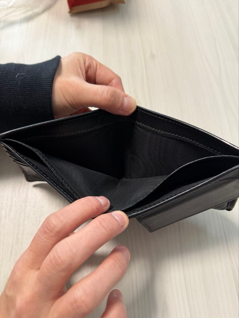 GUCCI　GGパターン 蛇デザイン 二つ折り財布