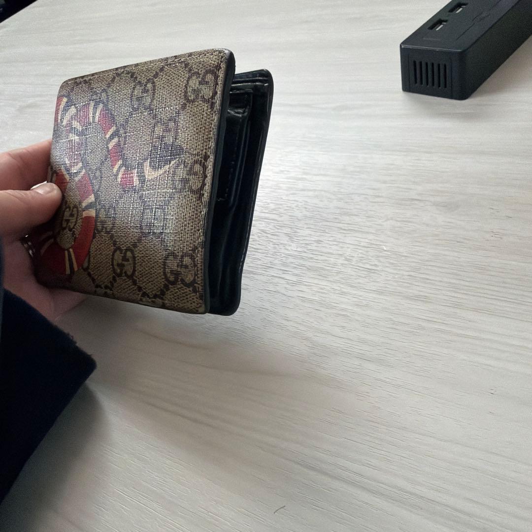 GUCCI　GGパターン 蛇デザイン 二つ折り財布