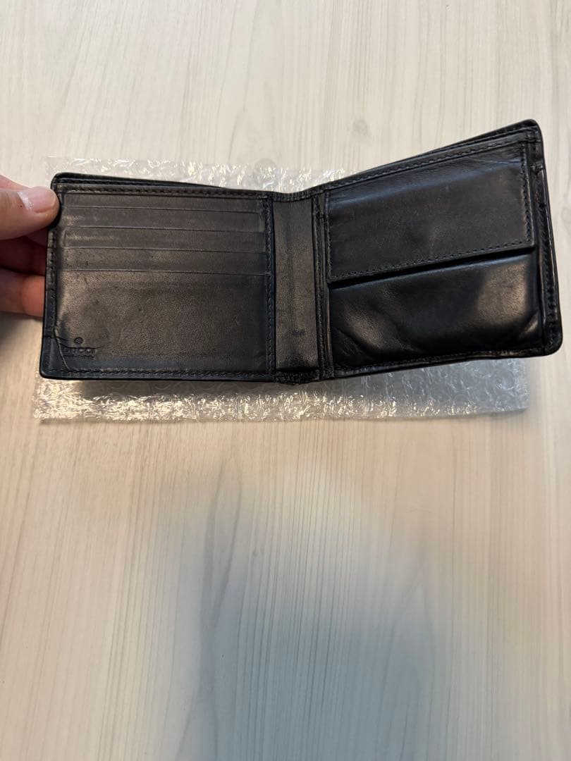 GUCCI　GGパターン 蛇デザイン 二つ折り財布