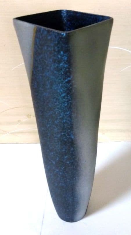 合金花器（中板付き）