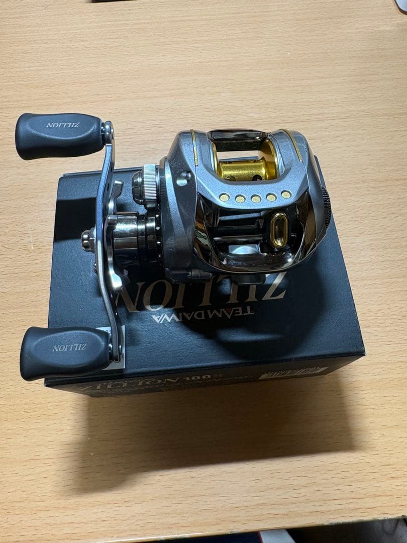 ダイワTDジリオン100H ベイトリール