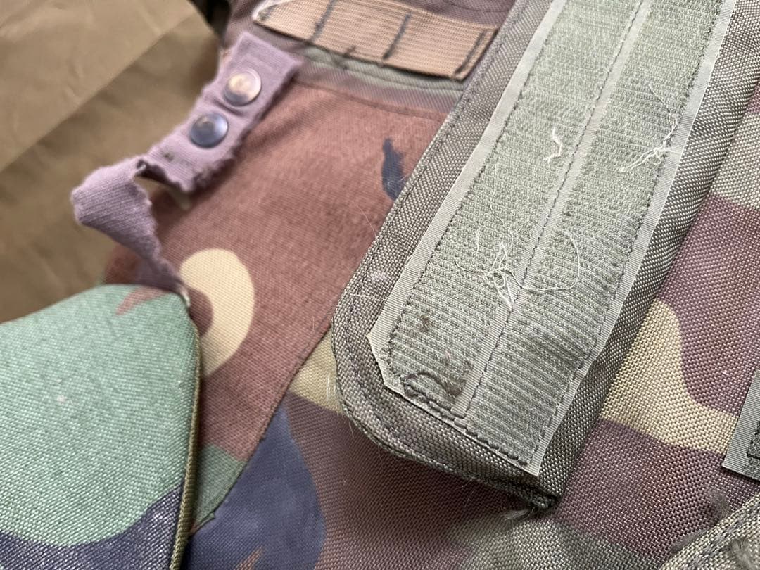 米軍　ボディアーマー　本物