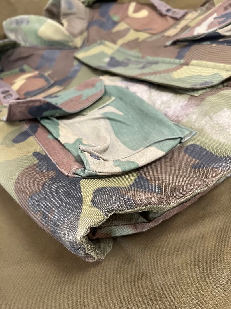 米軍　ボディアーマー　本物