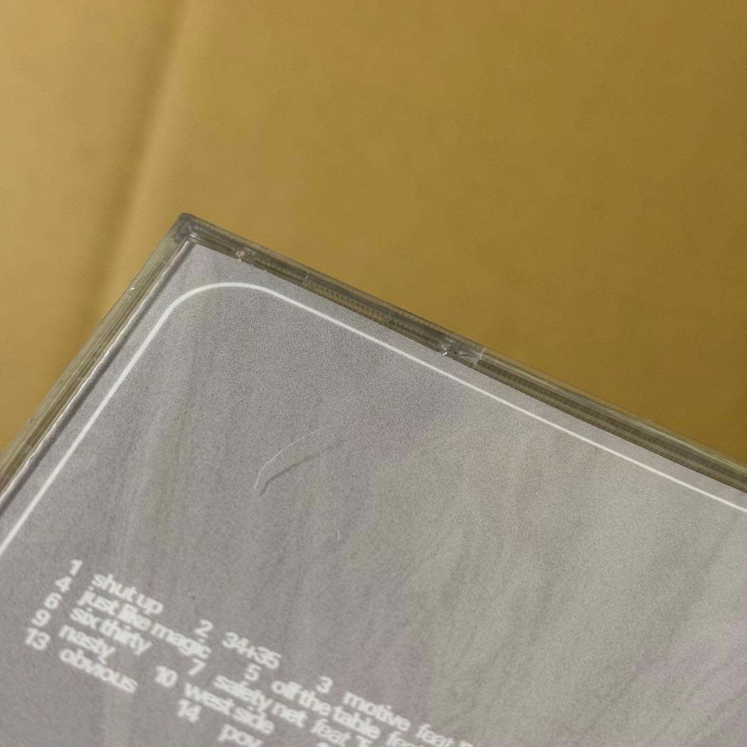 アリアナ・グランデ Positions 直筆サイン入りCD