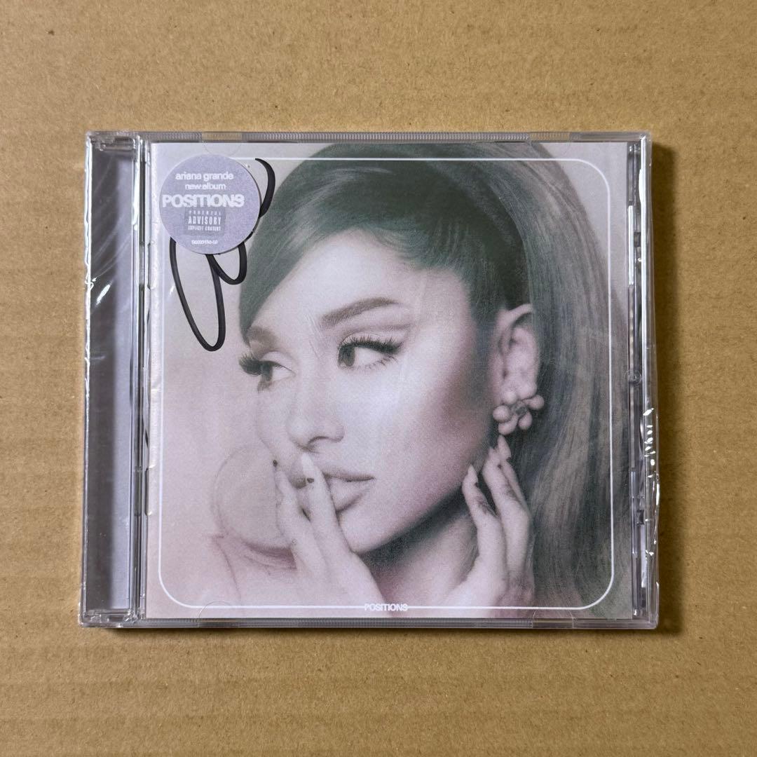 アリアナ・グランデ Positions 直筆サイン入りCD