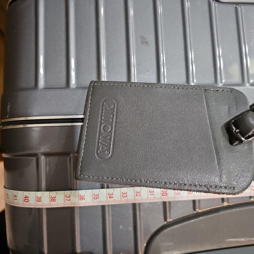 グレー、キャリーケース 、ルフトハンザドイツ航空フランクフルト、ワールドショップ