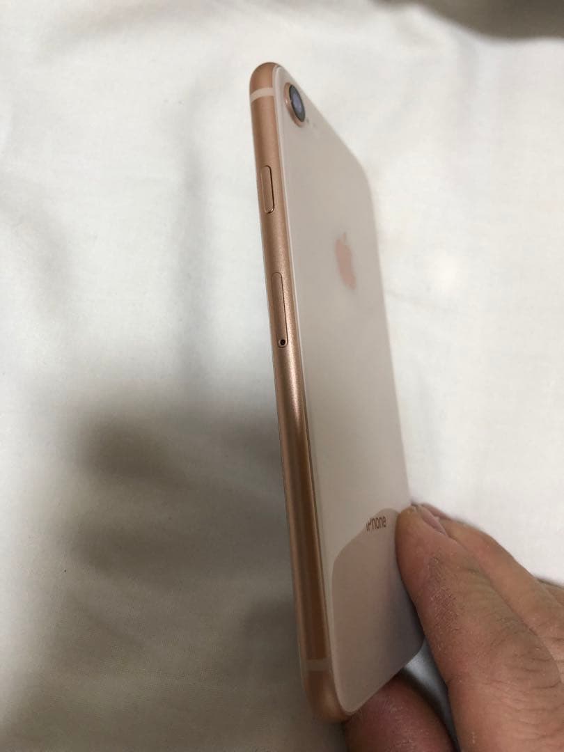 携帯電話本体 Apple iPhone 8 64 gb