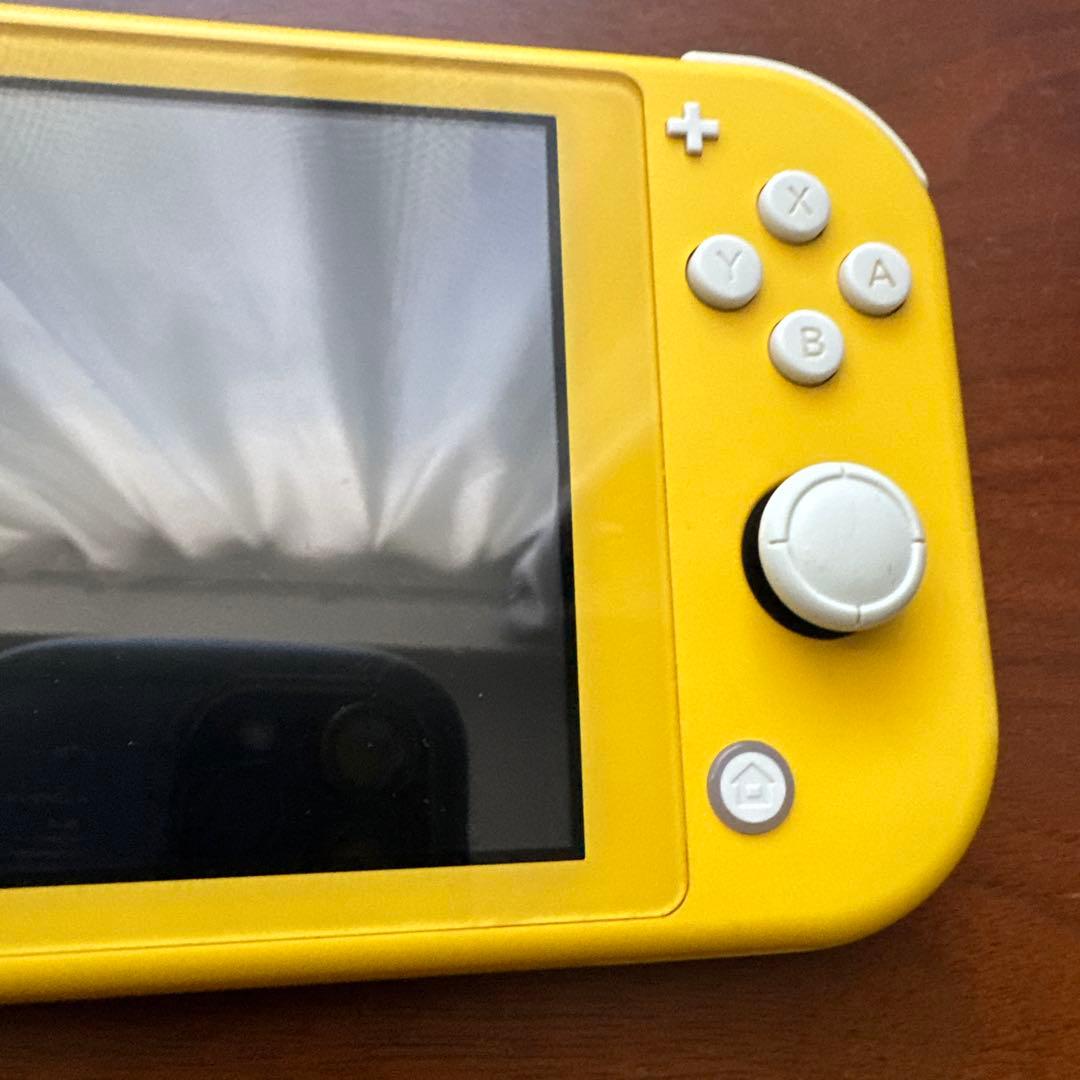 Nintendo Switch Lite イエロー 本体 箱、ACアダプター付き