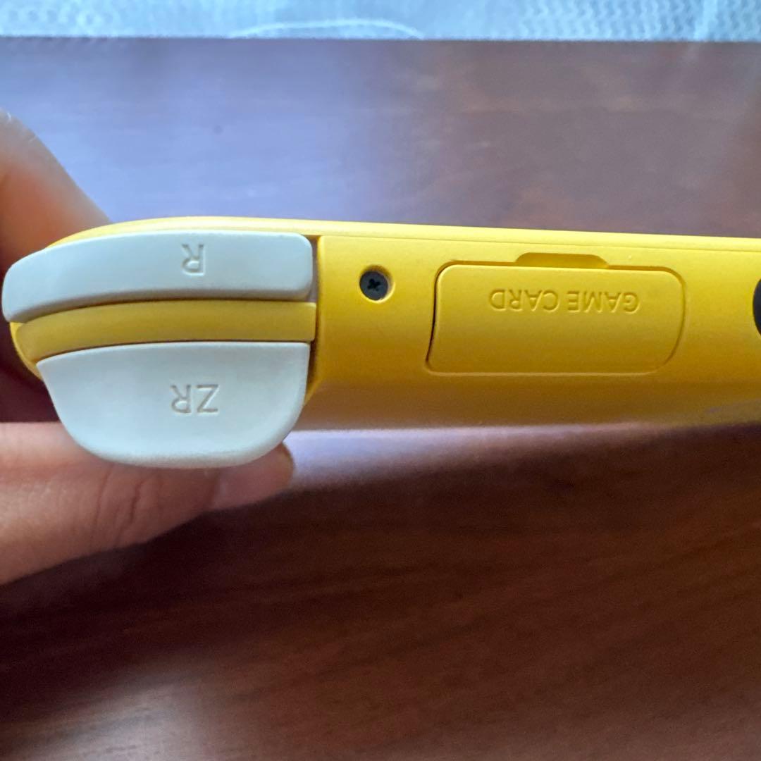 Nintendo Switch Lite イエロー 本体 箱、ACアダプター付き