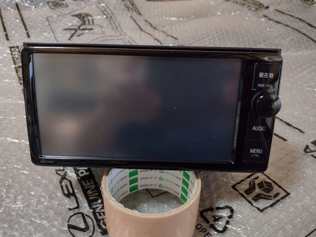 Benトヨタ純正ナビNSZN-W64T　中古品