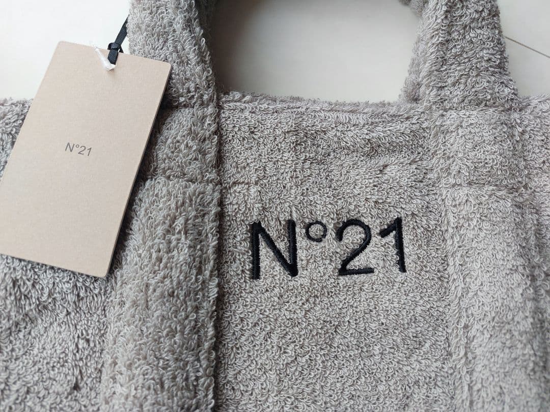 N°21　ヌメロ ヴェントゥーノ　育てるタオル　コラボ　トートバッグ　ベージュ