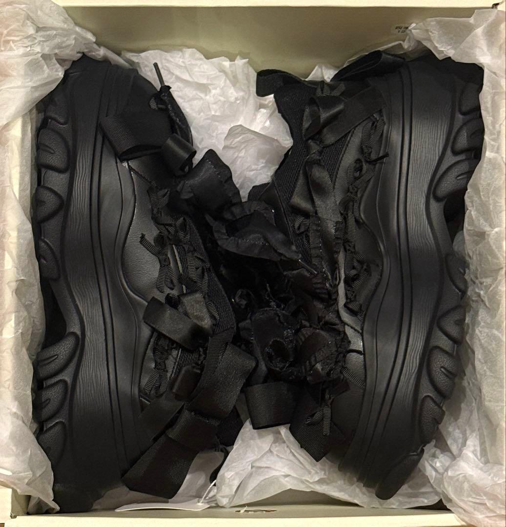 merry jenny 真中まな ribbon リボン スニーカー ブラック