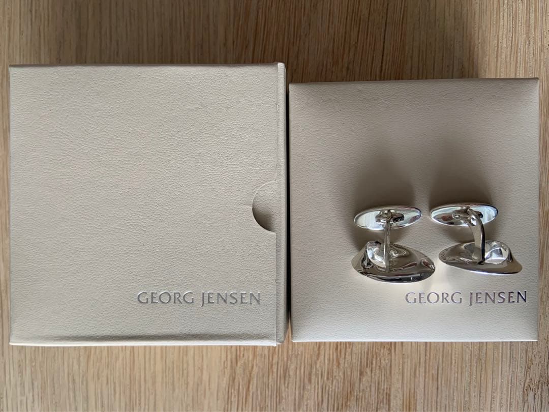 専用⭐️希少 美品 未使用   TORUN142カフリンクス