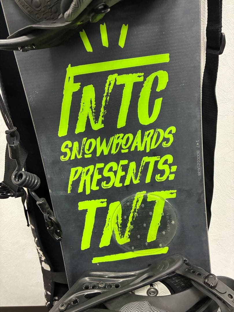 FNCT TNT スノーボード ブラック/グリーン