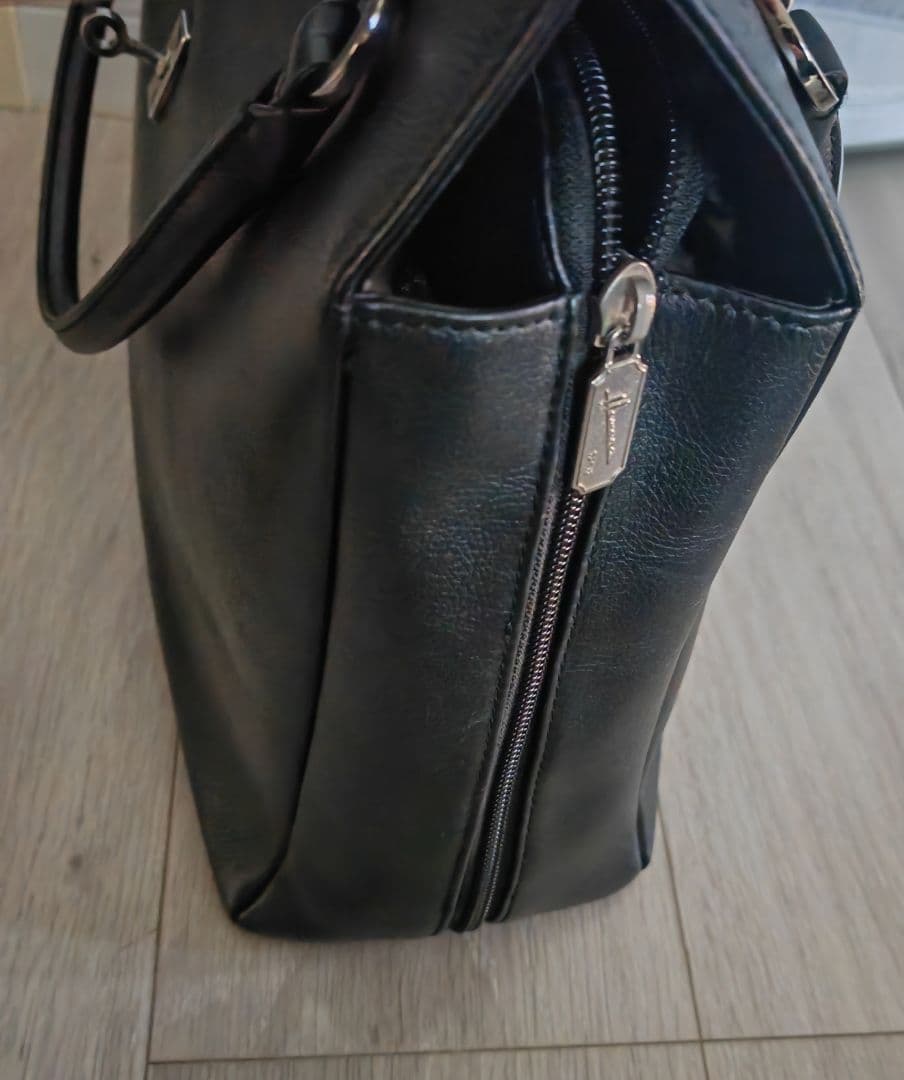 濱野皮革工芸 グレースディライトトートA4収納トートバッグ ブラック×シルバー