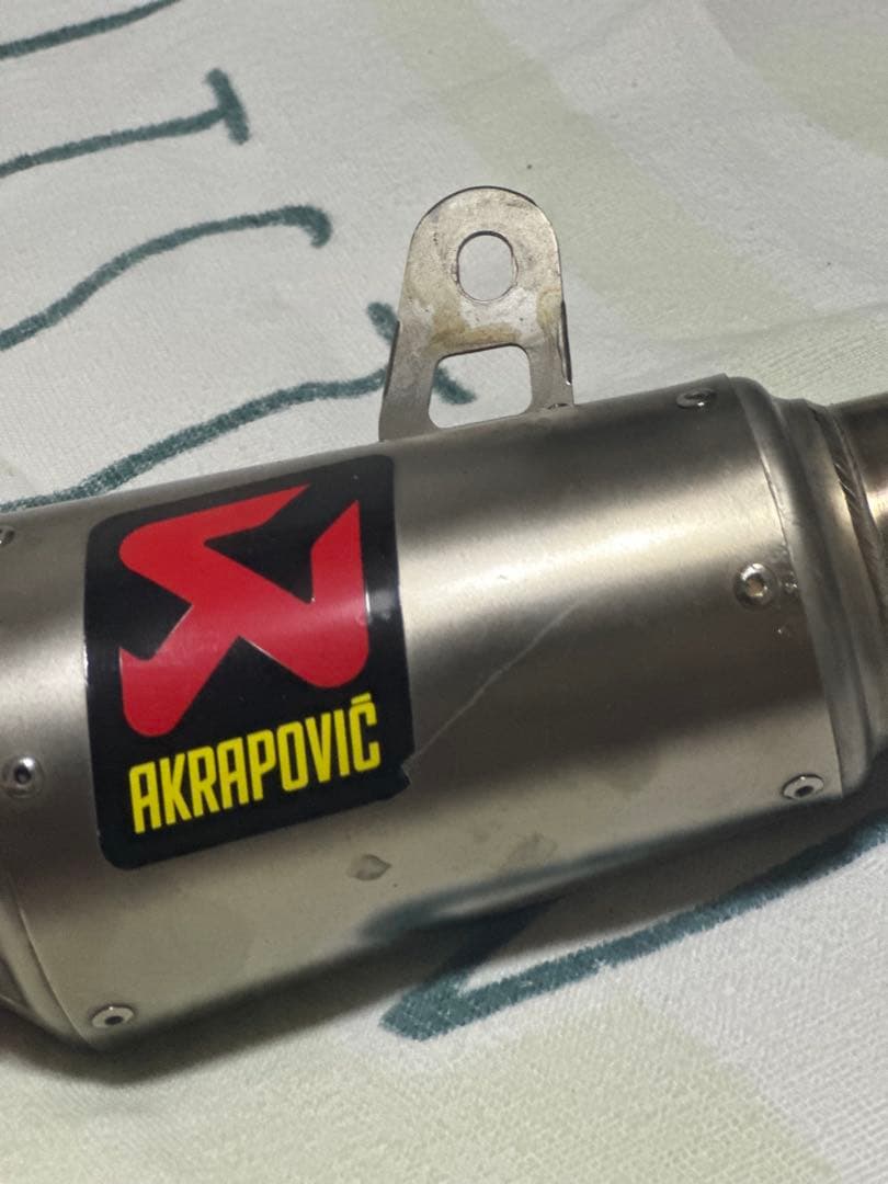 YZF-R3 R25 MT-25 MT-03 アクラポビッチスリップオンマフラー