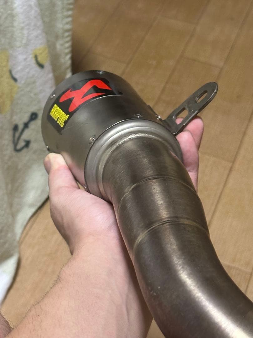 YZF-R3 R25 MT-25 MT-03 アクラポビッチスリップオンマフラー