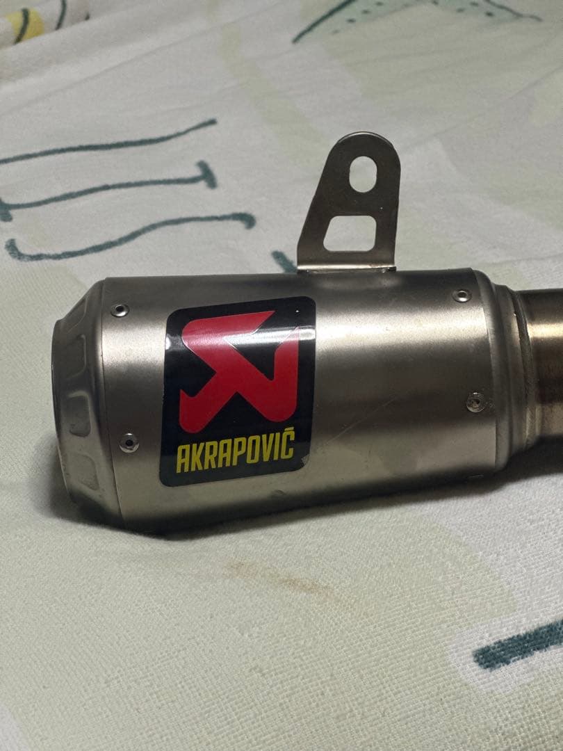 YZF-R3 R25 MT-25 MT-03 アクラポビッチスリップオンマフラー
