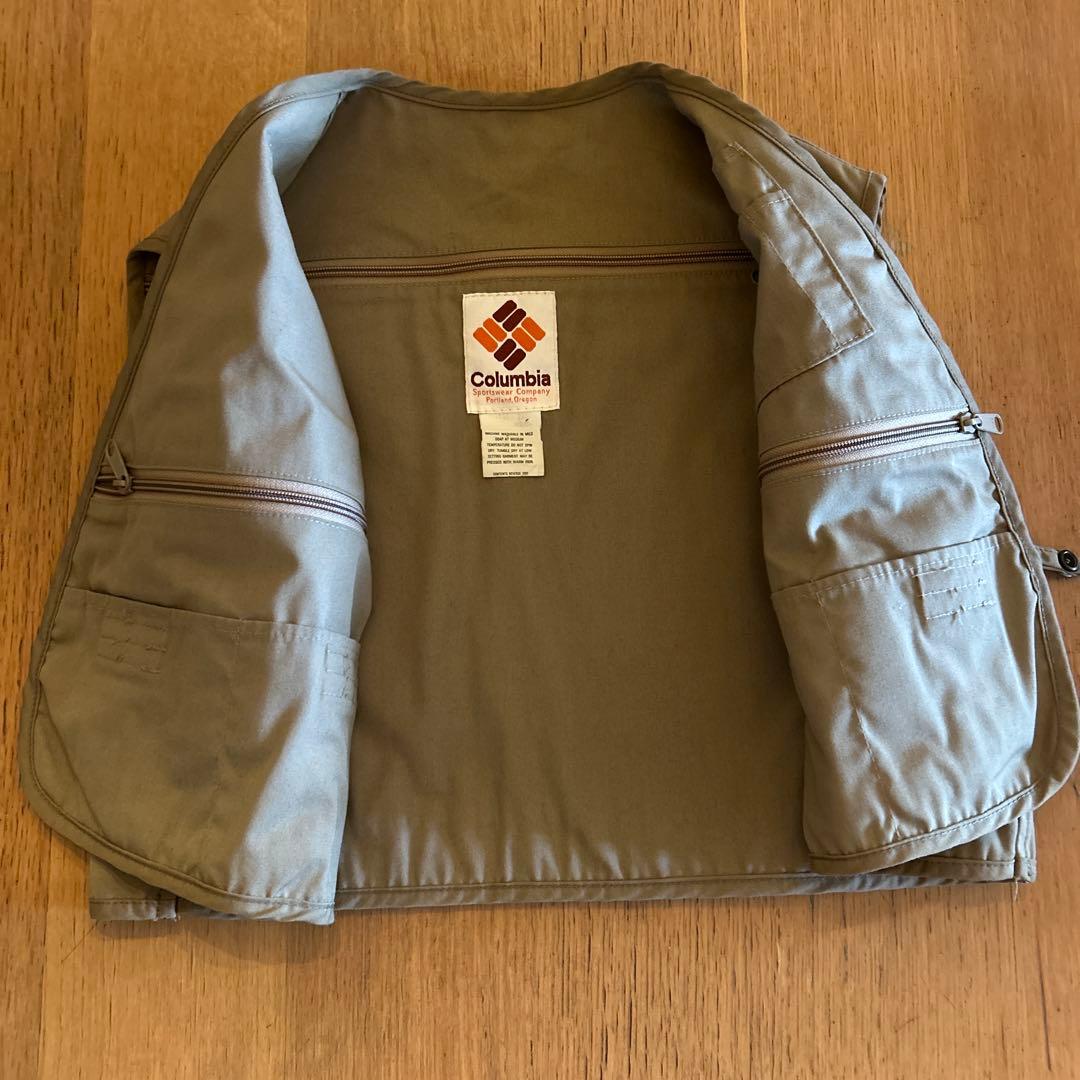 Columbia フィッシングベスト ベージュ