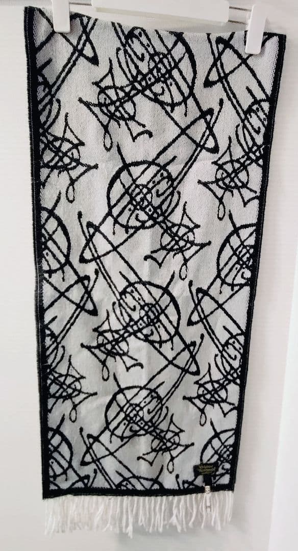 Vivienne Westwood グレー ブラック マフラー　オーブ　ロゴ総柄